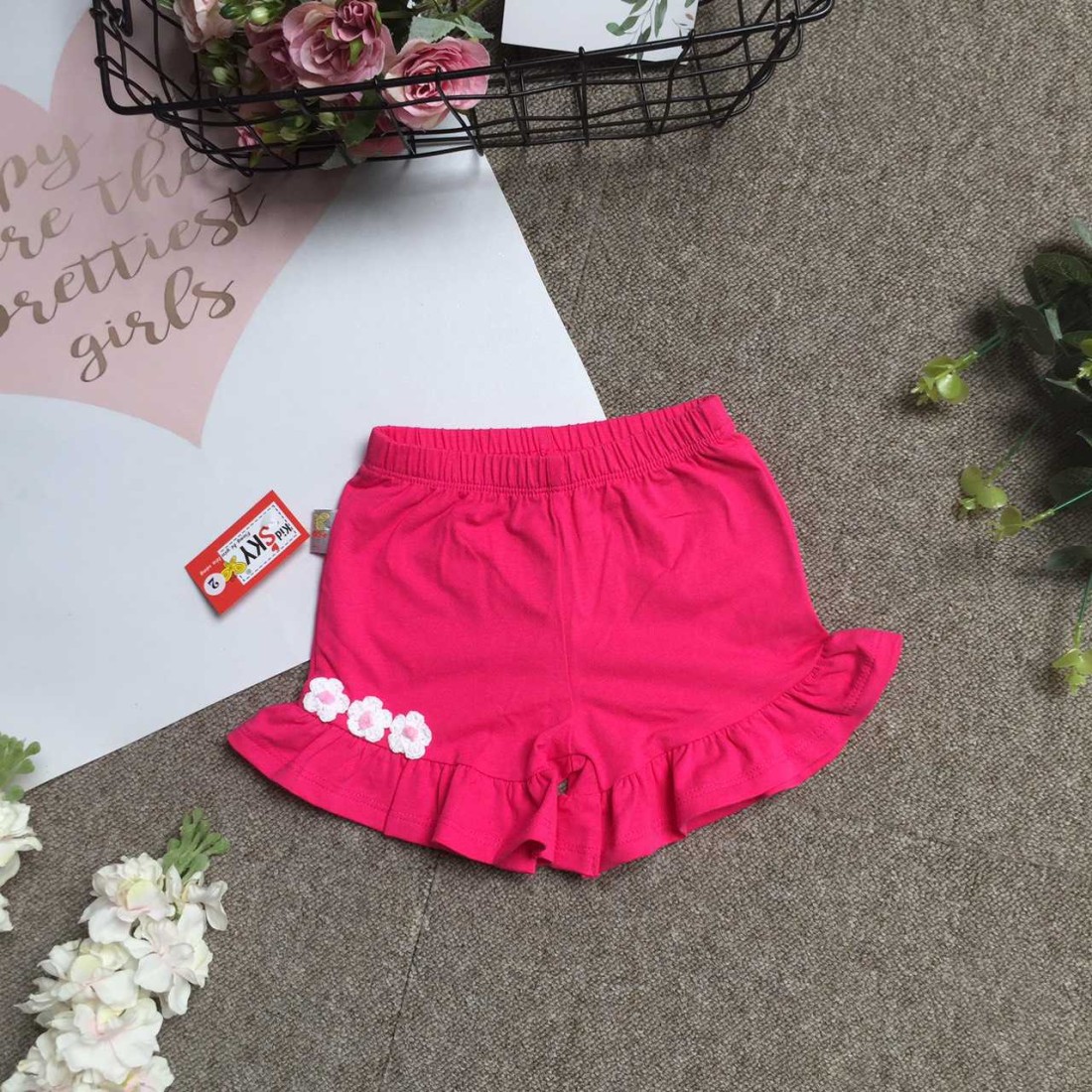 quần đùi cotton bèo gấu 3 hoa bé gái size 2-8-